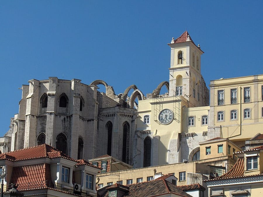 The Gothic ruins of Carmo Convent, one of the hidden corners visited on tour