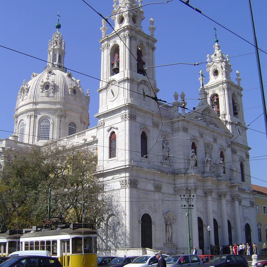 Estrela Basilica with a Lisbon tram in front